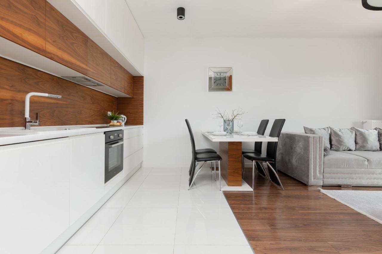 Glamorous Wilanow Apartment By Renters Varšava Exteriér fotografie